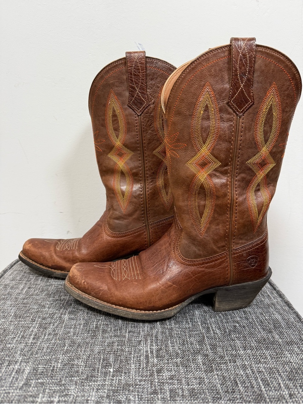 Ariat Women's Round Up Western Cowboy Boots Brown Leather Square Toe Size 6